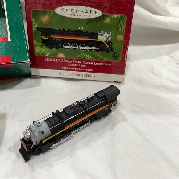 Lot of 4 TRAIN Xmas Hallmark Keepsake Ornaments - Lionel Locomotive, Caboose Car - Picture 5 of 16